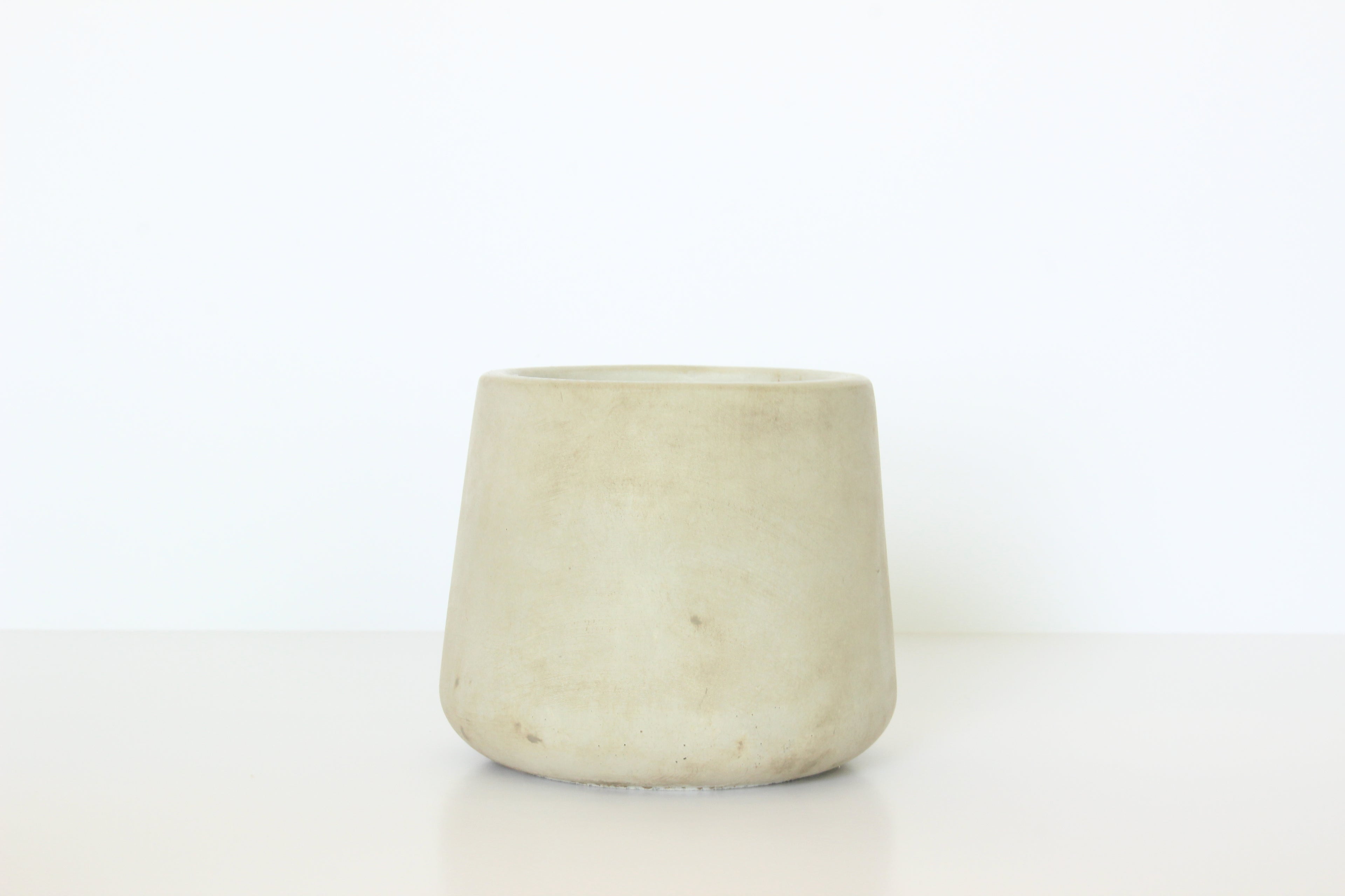 Round Concrete Beeswax Candle